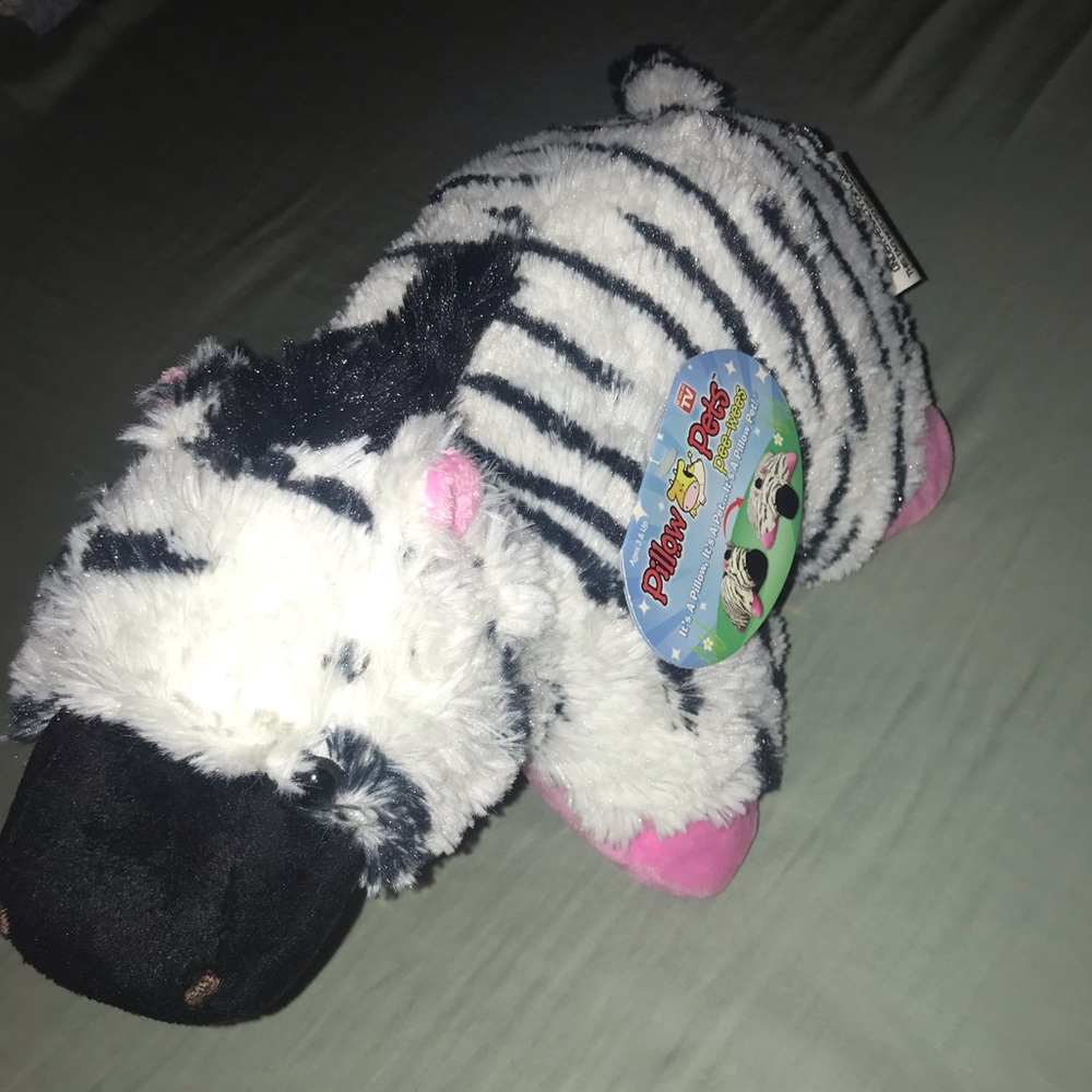 Zebra pillow pet pee-wees